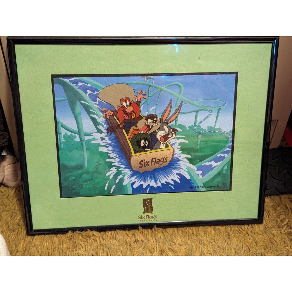 Vintage 1996 Six Flag Special Edition Souvenir Silly-Cell "Splash" Taz, Bugs Bun